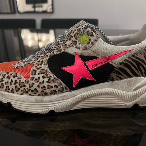 Used ONCE GG sneakers   So Cute!    EXCELLENT CONDITION - Picture 1 of 6